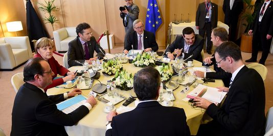 L UE pourrait prolonger les sanctions contre la Russie jusqu à fin 2015